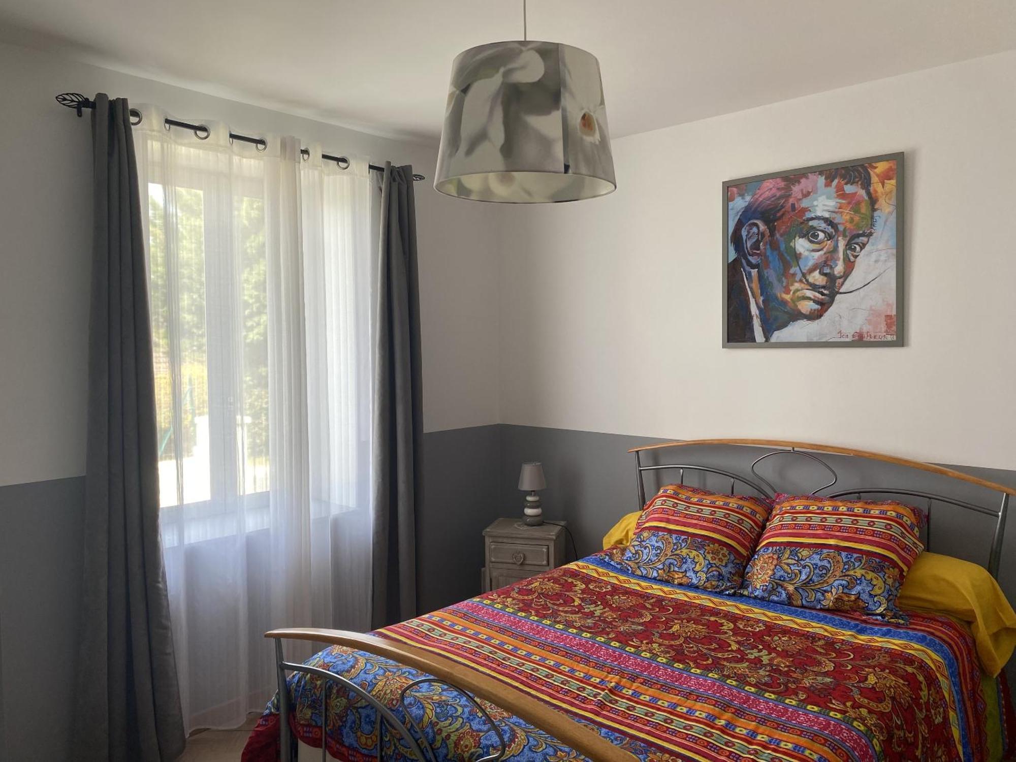 Maison Piscine Et Jacuzzi Saint-Germain-des-Fosses Номер фото